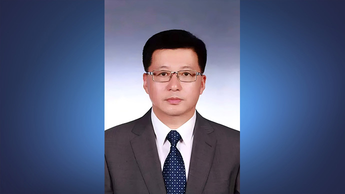 史保东