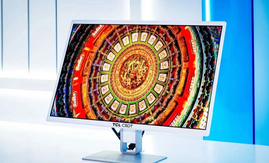 ▲ TCL 华星的首款量产印刷 OLED 4K 显示屏