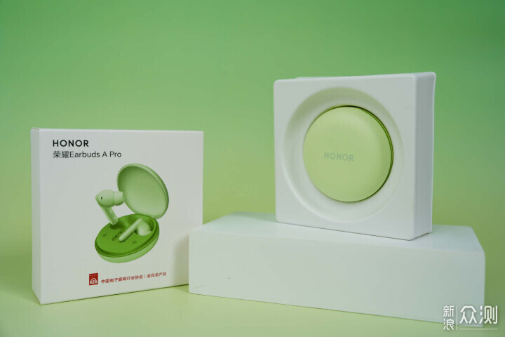 荣耀Earbuds A Pro 评测：颜值与实力通勤神器_新浪众测