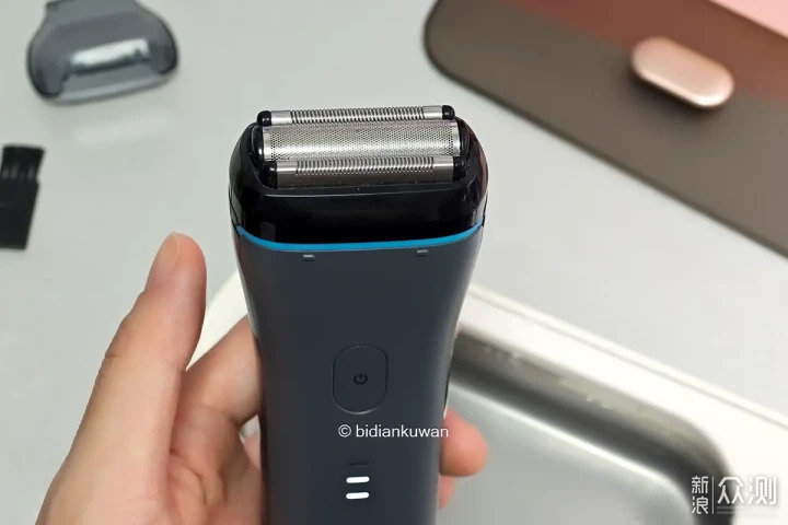 剃须刀里的脏东西藏得好深,如何彻底杀菌清洁_新浪众测