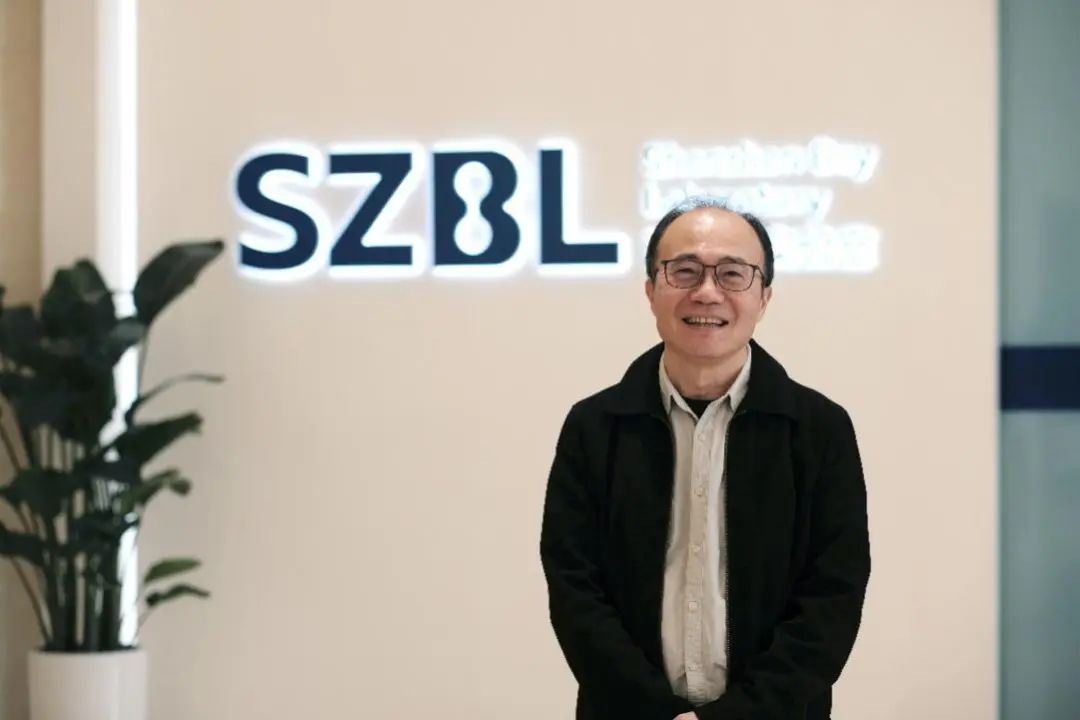 王竞在深圳湾实验室