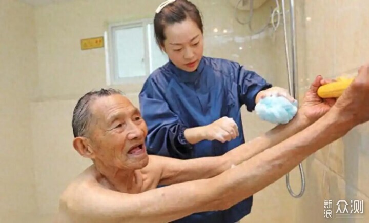 超薄+等离子，海尔智能除菌浴霸HD28RS评测_新浪众测