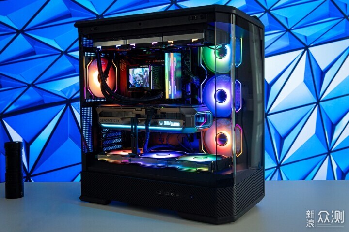 高颜值,钛钽LG700 PRO?+乔思伯D400装机展示_新浪众测