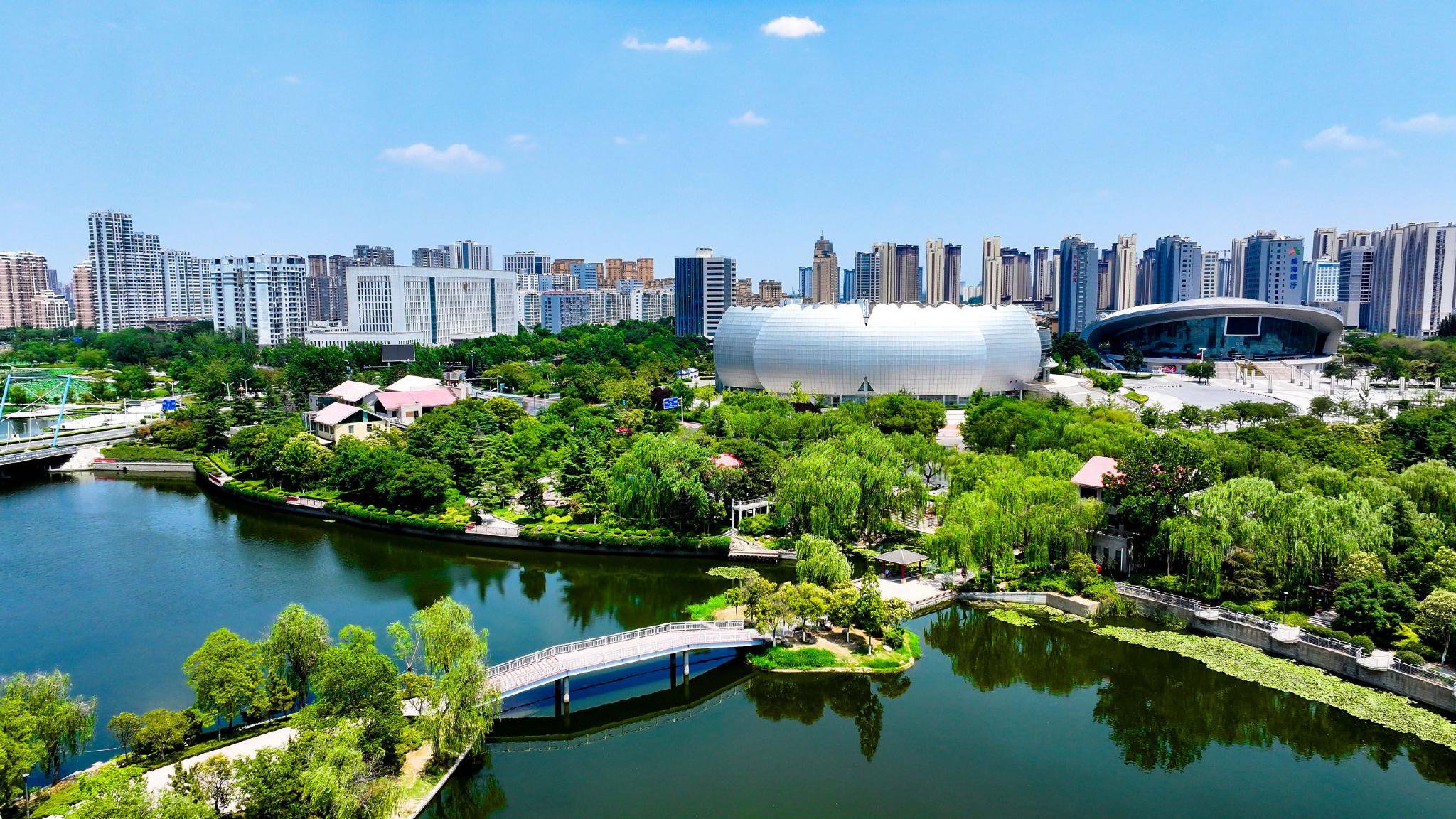山东省菏泽市城区景色(无人机照片)。记者 郭绪雷 摄