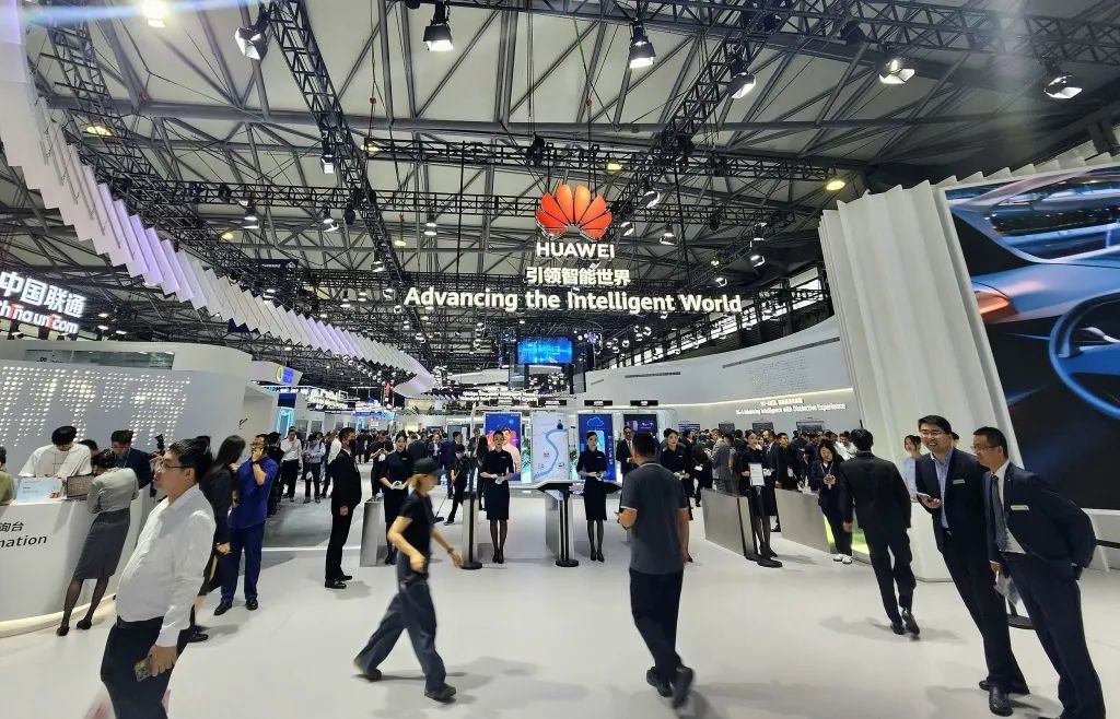 2024MWC上海世界移动通信大会现场 本文图均为 视觉中国 资料图